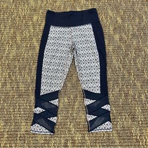 Athleta Womens Argyle Mantra Yoga Capri Leggings Mesh Pants Blue White Medium